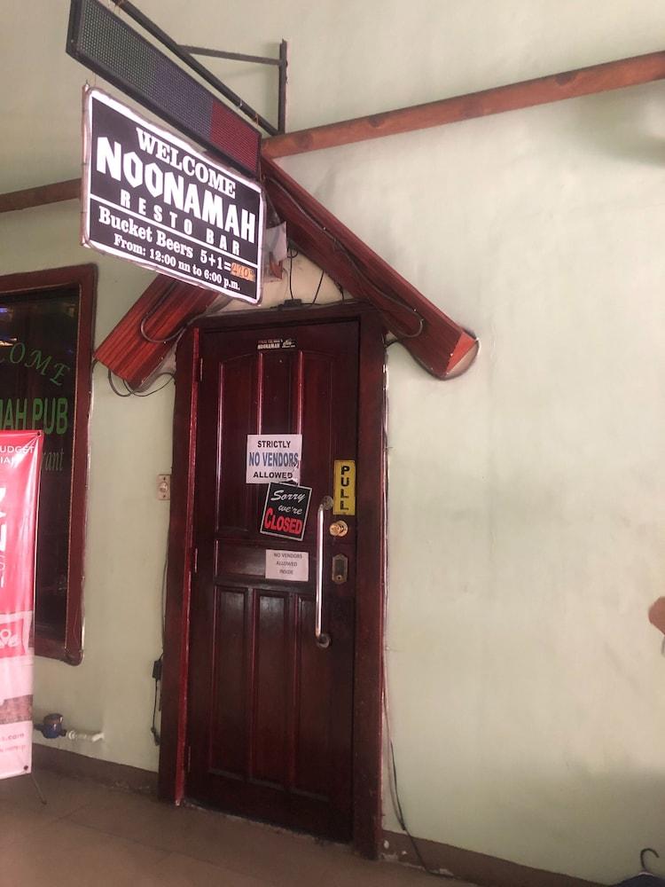 Time Travellers Hotel Manila Exterior photo