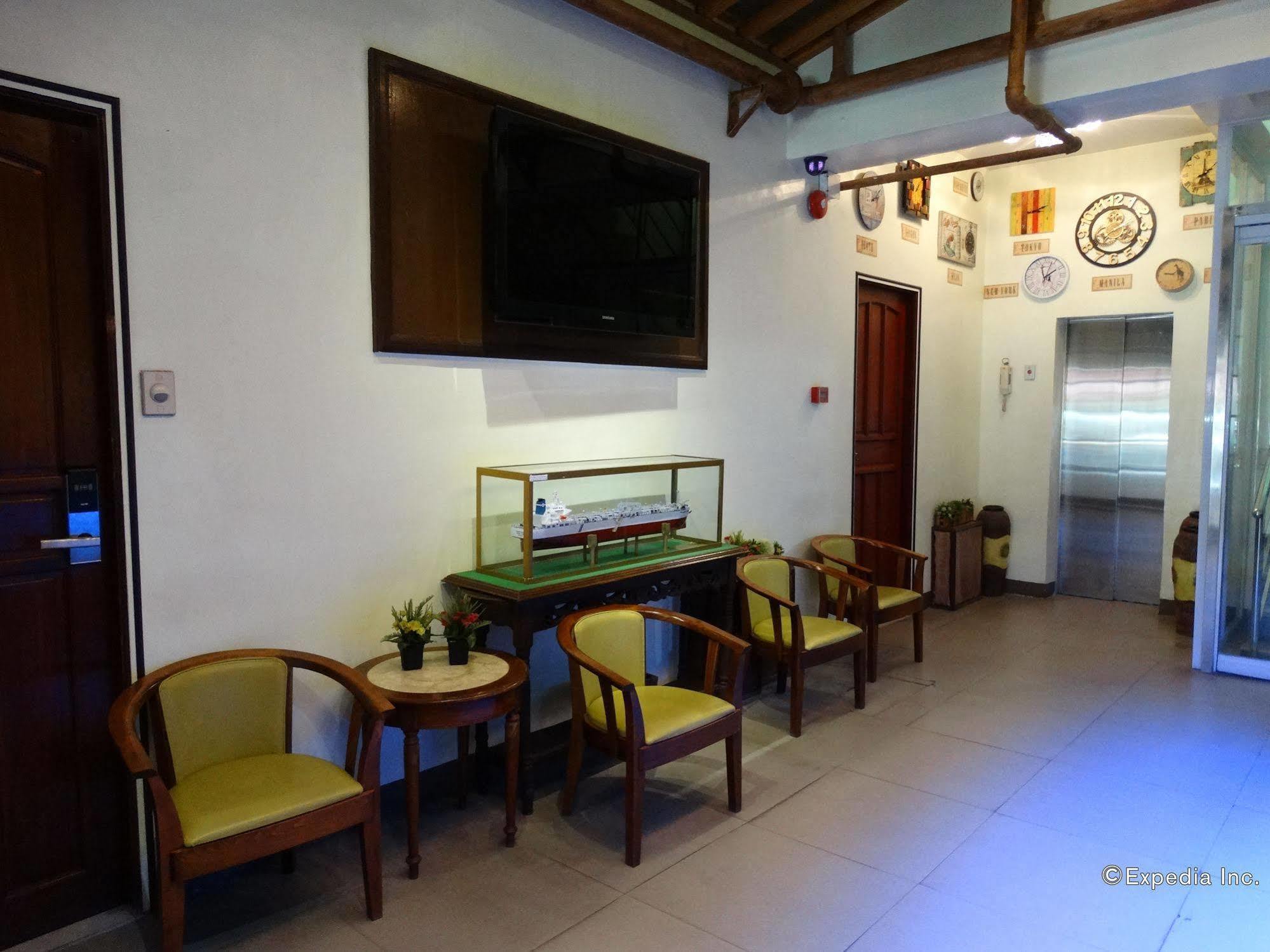 Time Travellers Hotel Manila Exterior photo